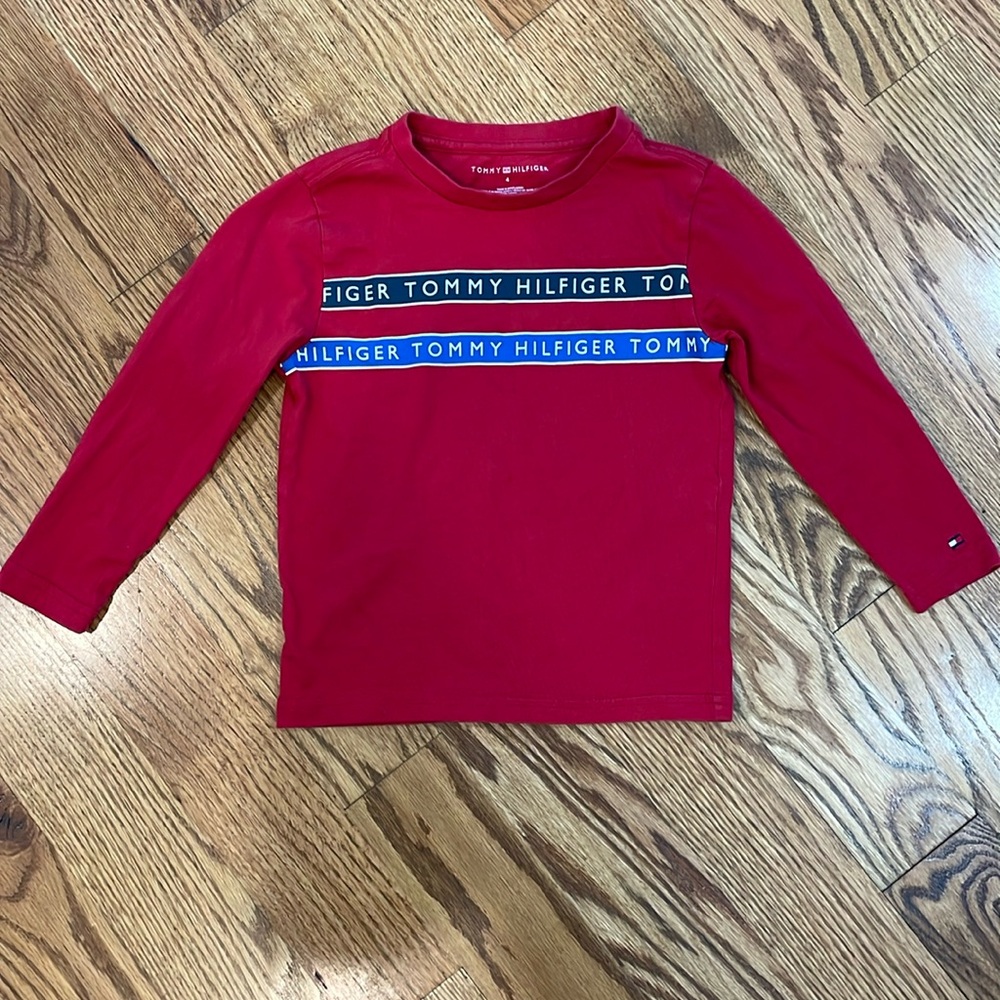 Boy’s Tommy Hilfiger Long Sleeve Shirt. Size 4. Excellent Condition.